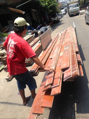 ไม้พื้นตะแบกตรมละ600บาท ไม้พื้นตะแบกตรมละ600บาท