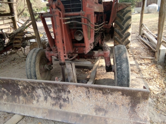 รถไถแมกซี้ MTZ 570 ทำงานปกติดันหน้าผานหลัง