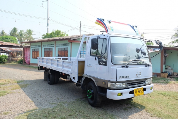 ขายด่วนรถบรรทุก HINO FC4J ปี44 145แรง ยาว 5.50 เมตร ขายด่วนรถบรรทุก HINO FC4J ปี44 145แรง ยาว 5.50 เมตร