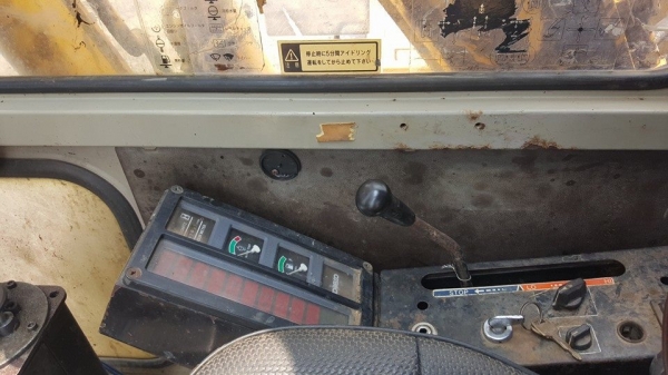 ขายรถขุดโกเบลโก้ SK045 120มาร์คทรู ไฟฟ้ากึ่งใช้งานปกติ แอร์เย็น เอกสารใบอินวอยซ์ บูมสวย ช่วงล่างดีทำงานได้ปกติ