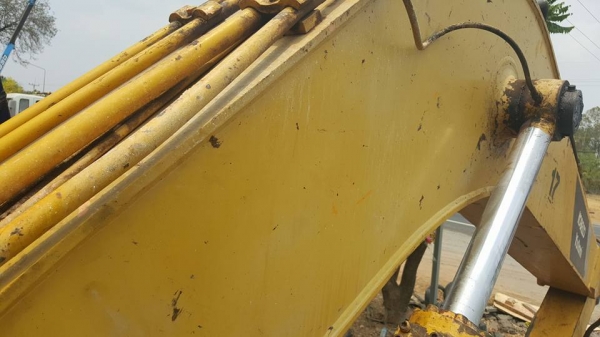 ขายรถขุดโกเบลโก้ SK045 120มาร์คทรู ไฟฟ้ากึ่งใช้งานปกติ แอร์เย็น เอกสารใบอินวอยซ์ บูมสวย ช่วงล่างดีทำงานได้ปกติ