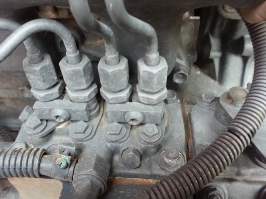 คูโบต้า L4708 4 WD พร้อมใบมีดตราช้าง