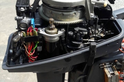 เครื่องเรือ Yamaha 8แรง 2จังหวะ หาง21 สตาร์ทไฟฟ้า เก่าญี่ปุ่น