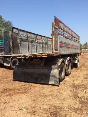 ขายลูกพ่วง