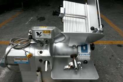 ...ขาย เครื่องสไลด์หมู-เนื้อ อัตโนมัติ สภาพสวยพร้อมใช้ นำเข้าญี่ปุ่น