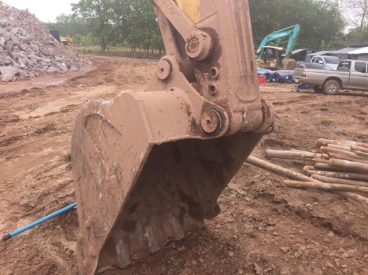 รถขุด PC200-8 รถทำงาน 3329 ชม. สวยเต็ม เอกสารเล่มพร้อม