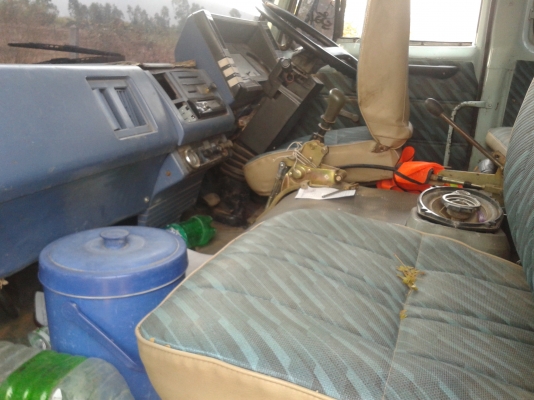 ขาย10ล้อร็อคกี้210 สองเพลา ท้ายลาด ขึ้นแม็คโคร 200