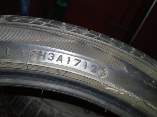 245/35R20 TOYO EXTENZA HP  MADE IN USA.ชุด 4 เส้น  tel.081-427-3941 ไอดีไลน์ 0814273941
