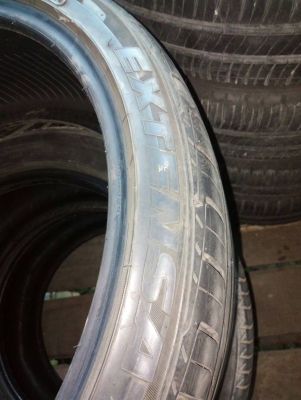 245/35R20 TOYO EXTENZA HP  MADE IN USA.ชุด 4 เส้น  tel.081-427-3941 ไอดีไลน์ 0814273941