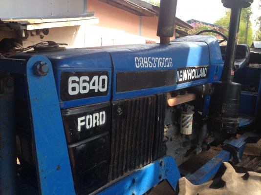 ขายรถไถ 2 เพลา  Ford 6640 มีภาพวีดีโอ สภาพสวยพร้อมใช้ ผานดันหน้า และผาน 6 ราคา685,000 บาท ต่อรองได้ครับ โทร 081-9972972 089-8451778