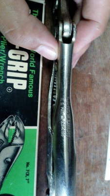 ขายคีมล็อกVISE-GRIP Made in USA.งานเก่ารุ่นสองแถวงานสะสม ขายคีมล็อกVISE-GRIP Made in USA.งานเก่ารุ่นสองแถวงานสะสม