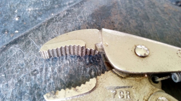 ขายคีมล็อกVISE-GRIP Made in USA.งานเก่ารุ่นสองแถวงานสะสม ขายคีมล็อกVISE-GRIP Made in USA.งานเก่ารุ่นสองแถวงานสะสม