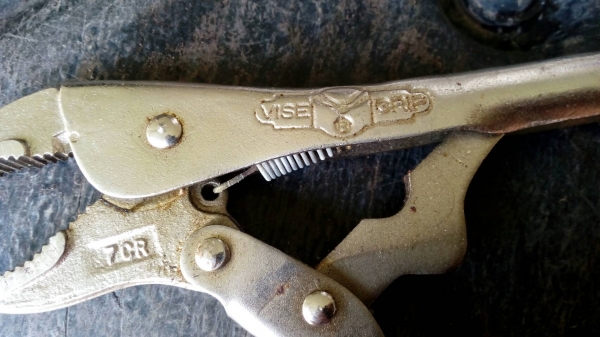 ขายคีมล็อกVISE-GRIP Made in USA.งานเก่ารุ่นสองแถวงานสะสม ขายคีมล็อกVISE-GRIP Made in USA.งานเก่ารุ่นสองแถวงานสะสม