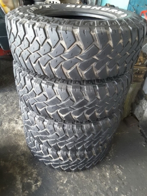 Maxxis MT 764 ขนาด 265/75/16 ปี13 สภาพดี 1ชุด