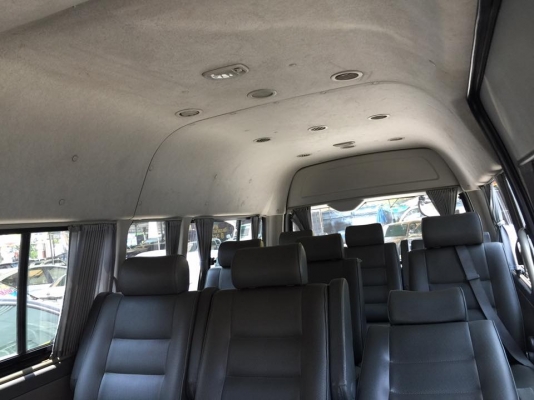 โทร 0922726669 ตันหยงเบสท์รถตู้ฝั่งธน COMMUTER ปี 2010 ดีเซลล์  เบาะหนัง 3 แถว ราคา 759,000 บาท