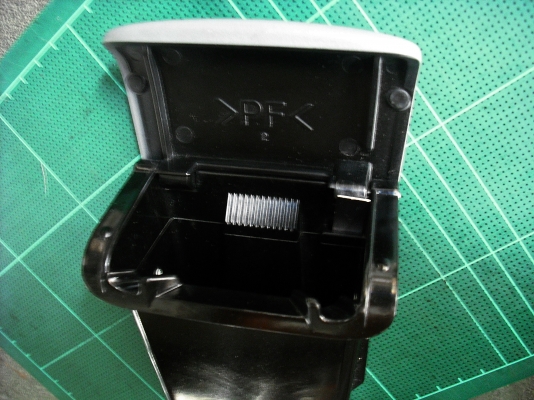 ที่เขี่ยบุหรี่ ติดรถยนต์