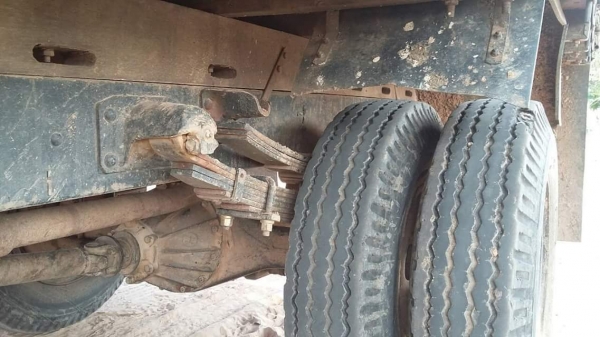 ขายรถ6ล้อ เครื่อง100แรง ยาว4.30เมตร สภาพดี แคชซีสวย ยางดี เอกสารพร้อมโอน สนใจโทร 090-8588220คุณนะ 093-3258446คุณบิว หรือเข้าดูสินค้าอื่นๆได้ที่ www.truck.in.th/498 หรือเพจFacebook ณรงค์ ซื้อขายรถมือสอง (เว็บไซต์ส่วนตัว) หรือFacebook คุณนะ รถบรรทุก