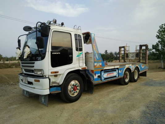 ขายกระบะลากรถเกี่ยว