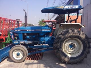 ขายรถไถ ฟอร์ด  พร้อมใช้งาน (ไม่ต้องซ่อม )