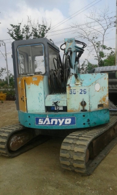 ขายรถขุด HANIX S&amp;B 550 ขนาด 5 ตัน