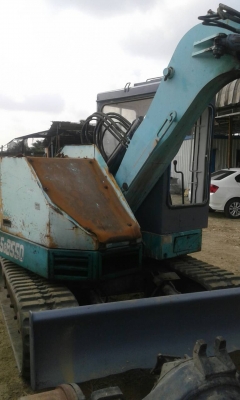 ขายรถขุด HANIX S&amp;B 550 ขนาด 5 ตัน