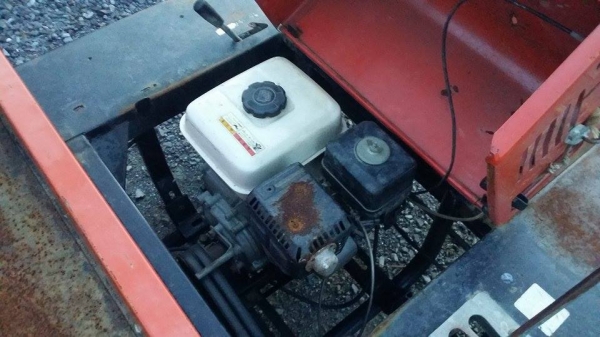 รถบรรทุกพืชผลการเกษตร  รุ่น GH220 เก่าญี่ปุ่น สภาพสวยพร้อมใช้งาน ล้อหลังเป็น 2 ล้อคู่ บรรทุกน้ำหนักได้ถึง 500 Kg.