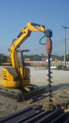 ขายแม็คโครเจาะดิน KOMATSU..PC28UU-2 รุ่น 3D84 ดอกดำไม่รวมหัวสว่าน ขายแม็คโครเจาะดิน KOMATSU..PC28UU-2 รุ่น 3D84 ดอกดำไม่รวมหัวสว่าน