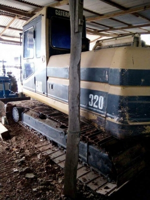 ขายรถขุด แบคโคCAT320 สภาพดี ช่วงล่างแน่น เอวแน่น บูมอามสวย ทำงานเร็ว สภาพพร้อมใช้งาน สนใจโทร 090-8588220คุณนะ 093-3258446คุณบิว หรือเข้าดูสินค้าอื่นๆได้ที่ www.truck.in.th/498 หรือเพจFacebook ณรงค์ ซื้อขายรถมือสอง (เว็บไซต์ส่วนตัว) หรือFacebook คุณนะ รถบร