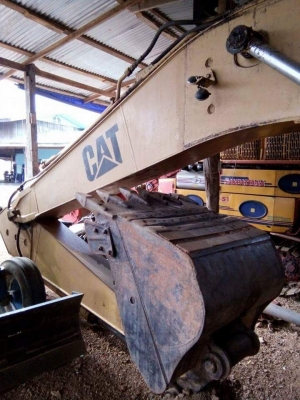 ขายรถขุด แบคโคCAT320 สภาพดี ช่วงล่างแน่น เอวแน่น บูมอามสวย ทำงานเร็ว สภาพพร้อมใช้งาน สนใจโทร 090-8588220คุณนะ 093-3258446คุณบิว หรือเข้าดูสินค้าอื่นๆได้ที่ www.truck.in.th/498 หรือเพจFacebook ณรงค์ ซื้อขายรถมือสอง (เว็บไซต์ส่วนตัว) หรือFacebook คุณนะ รถบร