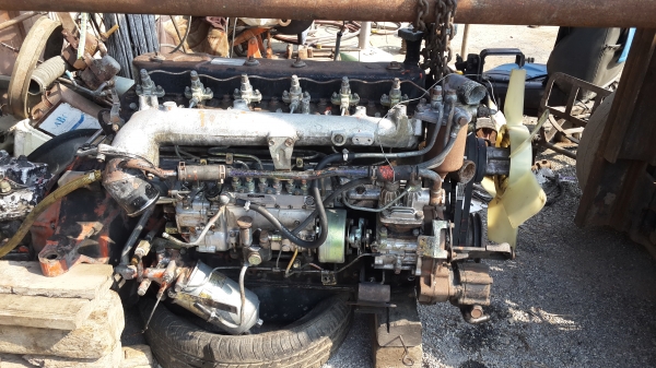 ขายเครื่องยนต์6BD1 ปั้มลมเพาว์เวอ มีใบคุมเครื่อง