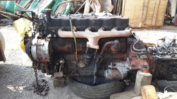 ขายเครื่องยนต์6BD1 ปั้มลมเพาว์เวอ มีใบคุมเครื่อง