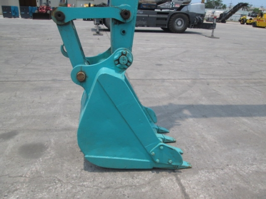 รถขุดบูมยาว ยี่ห้อ KOBELCO รุ่น  SK200LC-6ES ซีเรียล . YQ10-D5783 มือสอง นำเข้าจากญี่ปุ่น ขายพร้อมชุดแจ้งจำหน่าย