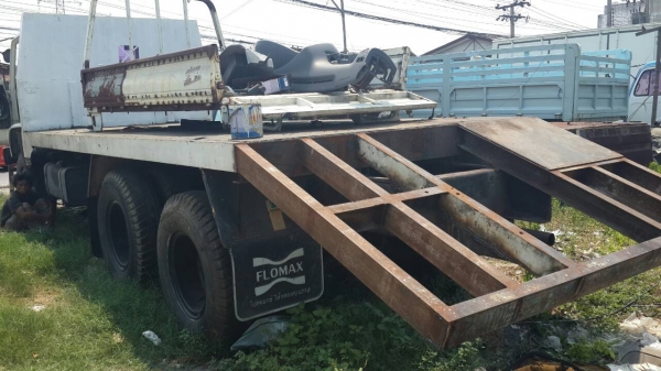 ขาย10ล้อฮีโน่ซูโม่1เพลาFM227ท้ายลาดเครื่องHO7Cเทอร์โบยาว6เมตรราคา570000บาท ขาย10ล้อฮีโน่ซูโม่1เพลาFM227ท้ายลาดเครื่องHO7Cเทอร์โบยาว6เมตรราคา570000บาท