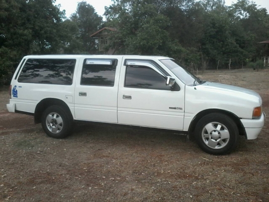 ISUZU TFR VAN