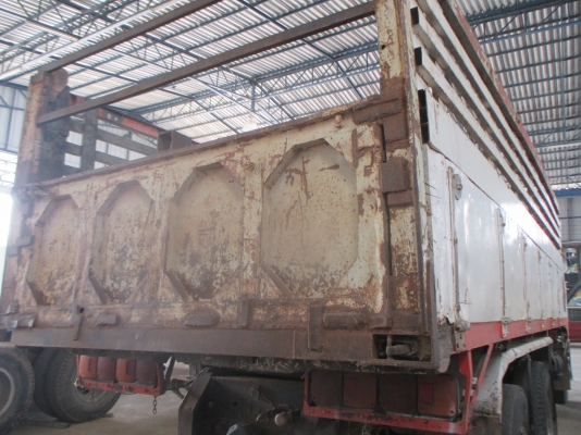 กระบะบรรทุก HINO FM226 เครื่อง EM100 220แรง สีขาว-เทา