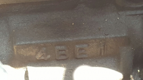 รถอีซูซู 6 ล้อ ( ไม่ดั้ม ) NKR 110 แรงม้า.   สนใจติดต่อ  081 - 6079515