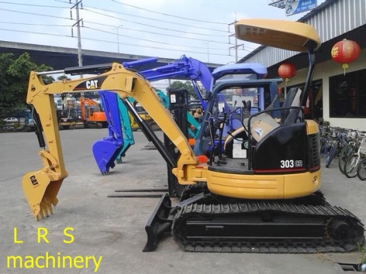 รถขุด CATERPILLAR. 303 CR