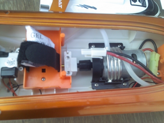 เรือบังคับราคาถูก