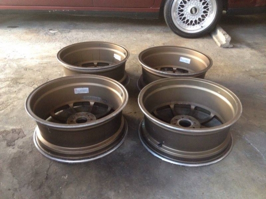 ขายแม็ก ce28 4รู100 ขอบ17 กว้าง7 et42 ไม่มีซ่อม เก็บสีขอบหน่อย จำนวน4วง ราคา6000บาท โทร0924462525โส กทม