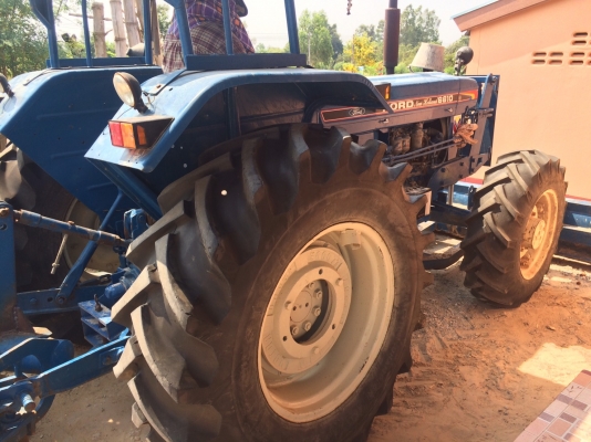 ขาย ford 6610 2เพลา