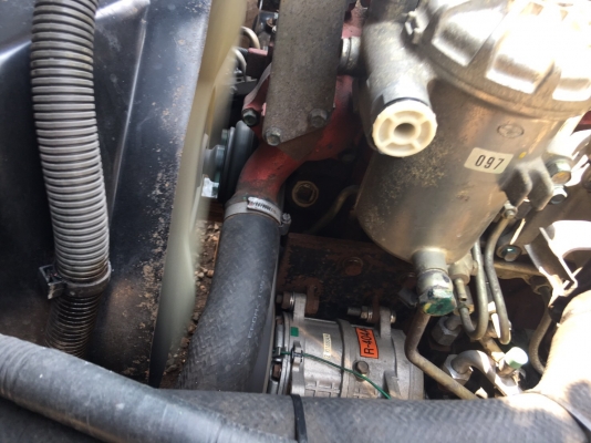 ขาย 6 ล้อ ฮีโน่ เมก้า 150 แรง ปี 54 ตู้เย็นยาว 4.3 ม. สภาพเดิมสวยพร้อมใช้  จัดแนนท์ได้ครับ สนใจติดต่อ 081-9420141  ,  081-5715326