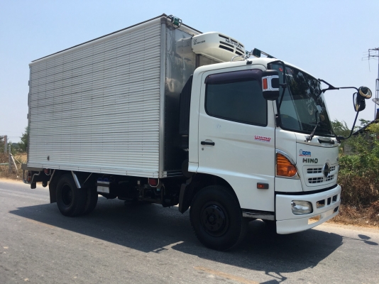 ขาย 6 ล้อ ฮีโน่ เมก้า 150 แรง ปี 54 ตู้เย็นยาว 4.3 ม. สภาพเดิมสวยพร้อมใช้  จัดแนนท์ได้ครับ สนใจติดต่อ 081-9420141  ,  081-5715326