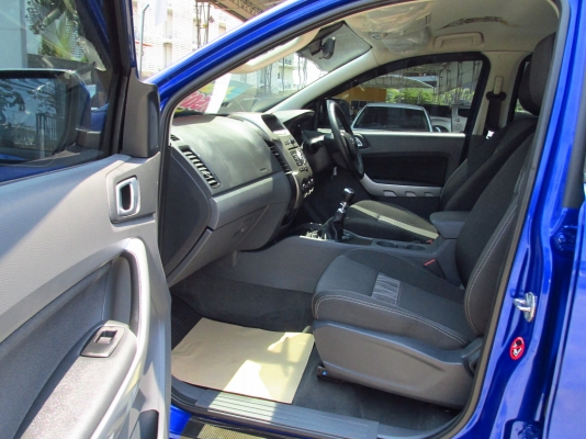 เจ้าของเดียวออกห้าง สภาพป้ายแดง ใหม่กริ๊ป ไม่ค่อยได้ใช้งาน ไมล์ 4,000กม เท่านั้น