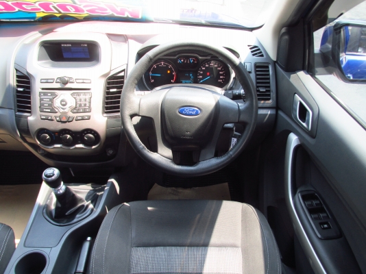 เจ้าของเดียวออกห้าง สภาพป้ายแดง ใหม่กริ๊ป ไม่ค่อยได้ใช้งาน ไมล์ 4,000กม เท่านั้น