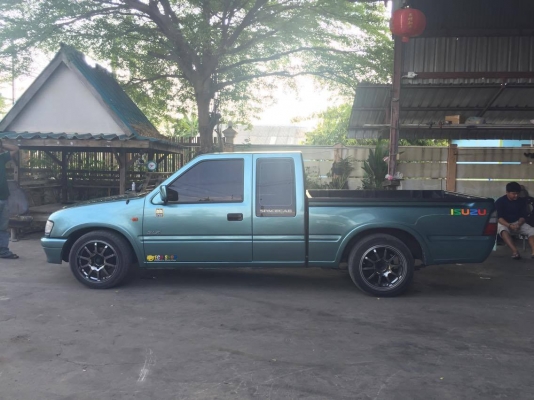 ขายรถกระบะ อีซุ ดราก้อน ปี43 เครื่อง 2800 สภาพสวย