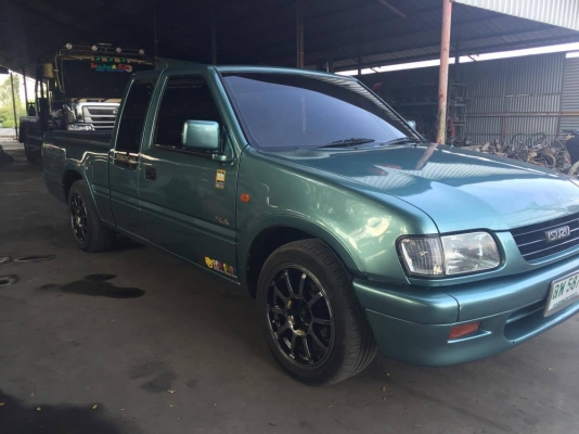 ขายรถกระบะ อีซุ ดราก้อน ปี43 เครื่อง 2800 สภาพสวย