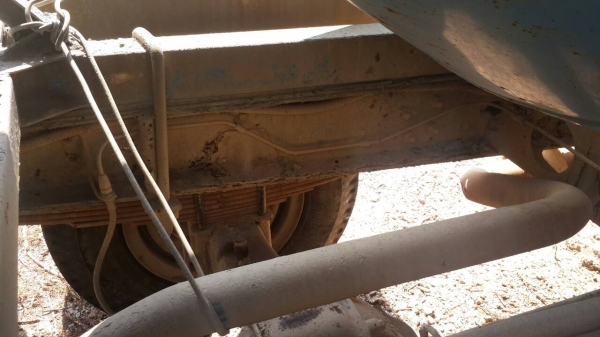 รถอีซูซุ  6  ล้อ โม่ปูน  FRR  175 แรงม้า. ปี 54.    สนใจติดต่อ  081 - 6079515