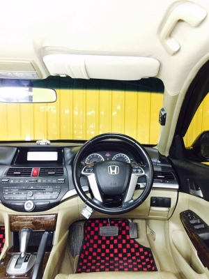 Honda New Accord แต่งสวย เรียบหรู สภาพอย่างใหม่ค่ะ บอกเลย สวยจัด Honda New Accord แต่งสวย เรียบหรู สภาพอย่างใหม่ค่ะ บอกเลย สวยจัด