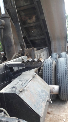 รถอีซูซุ 10 ล้อดั้ม FVZ  175 แรงม้า. , ( ร็อคเล็ก. )    สนใจติดต่อ  081 - 6079515