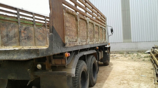 รถอีซูซุ 10 ล้อดั้ม FVZ  175 แรงม้า. , ( ร็อคเล็ก. )    สนใจติดต่อ  081 - 6079515